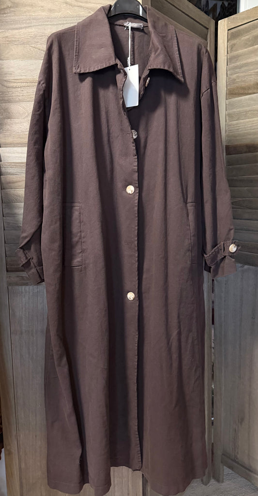 Langer Mantel in braun